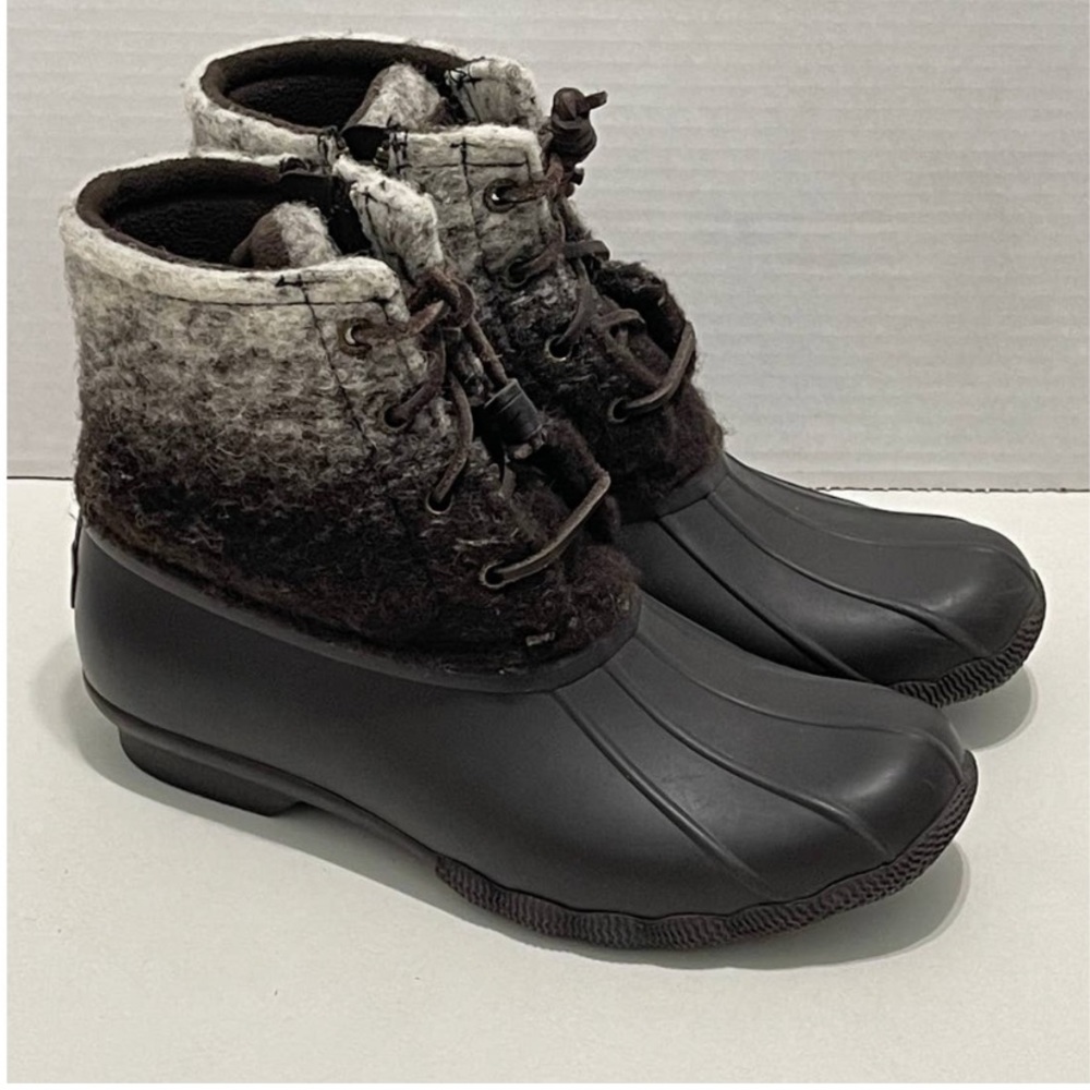 Sperry duck boots